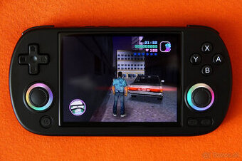 Anbernic RG40XX H, vymakaný PlayStation Portable - PSP