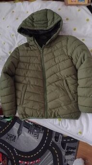 zimná bunda č.134/140