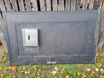 Predám pevnú železnú bránu.