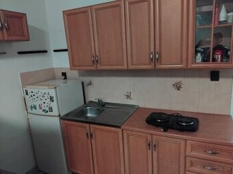 Prenajmeme garsonku v Šali - Šafárikova ul.