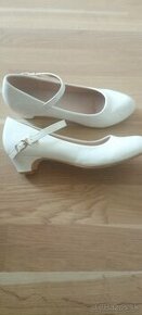 Biele topánočky pre slečnu 36