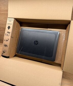 HP ZBook 15 G3 i7-6820HQ / 16GB RAM / 256GB SSD