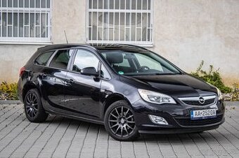 Opel Astra J 1.4 74 kW