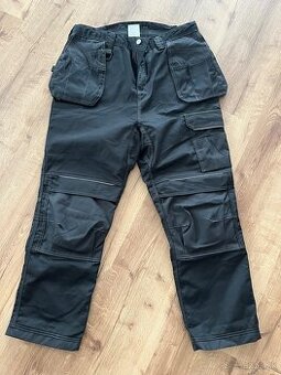 Nové pracovné nohavice monterky portwest č.52