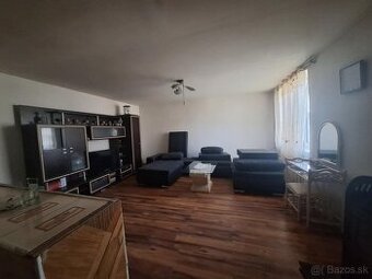 Rodinný dom na predaj - 1