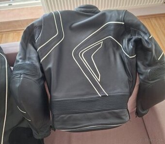 Dámska motokombinéza