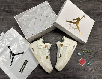 Air Jordan 4 Retro Gold And White tenisky full box