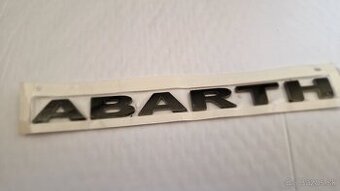 735790505 Matný čierny znak „Abarth“, zadný – Abarth 500e