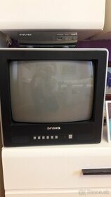 Prenosný farebný TV ORAVA 35 cm + prislušenstvo komplet - 1