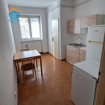 Na prenájom dvojizbový byt 65 m2 s lóggiou a balkónom, čiast