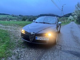 Alfa Romeo 159