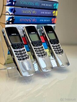 3X NOKIA 8810 CHROME - TOP STAV - 2X NOVÁ CHRÓMOVÁ BATERKA