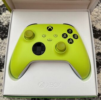 Xbox ovládač zelený – ako nový, s krabičkou (Svit)