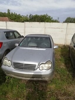 Rozpredam  Mercedes  c 2.2 cdi