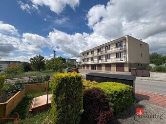 2 izbový byt s balkónom, záhradou a garážou, Nové Mesto nad