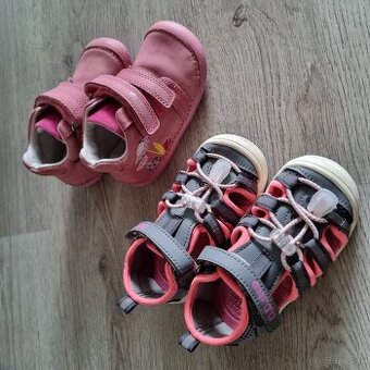 Dievcenske barefoot topanky 22