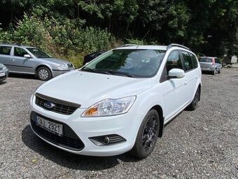 Ford Focus Combi 1.6 TDCI 66kW klima tažné bez DPF 2009 ČR