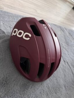 Prilba poc