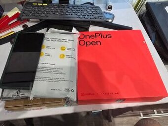Oneplus Open 1000e za vsetko.
