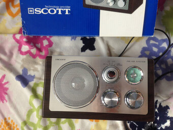 Rádio Scott RX19WS