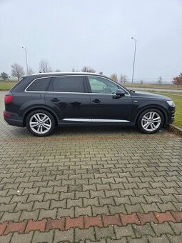 Predaj Audi quattro Q7 TDI tiptronic, S-Line