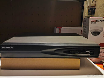 Hikvision DS-7604NI-K1/4P (B) - 1