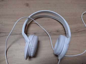 sluchatka Pioneer SE-MJ711-W biele