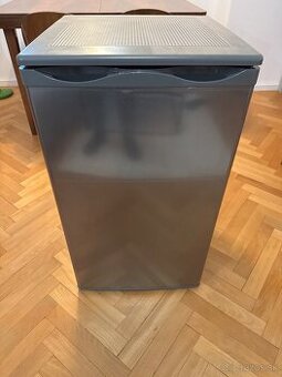 Malá chladnička ARO