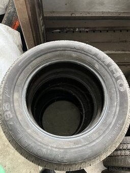 Pneu 235/65r17
