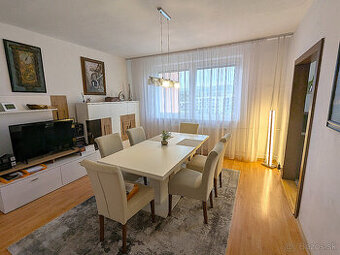 4 izb. KVP, Húskova, OV, 7p., 94m2, 2x LO, rekonšt. výťah