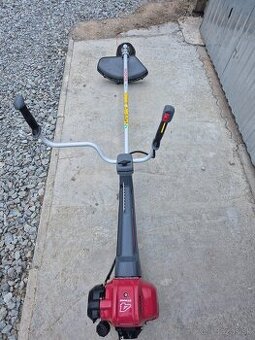 Krovinorez Honda UMK 450XE