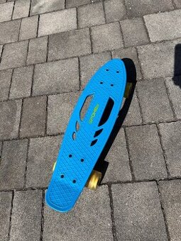Spokey Pennyboard Skateboard s LED kolieskami