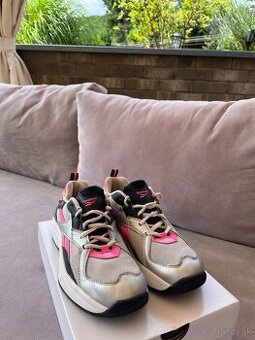 Dámske / detské botasky Reebok (36)