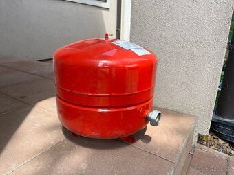 Expanzná nádoba 35l
