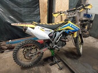 Suzuki RMZ 250