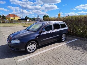 Fiat Stilo combi.