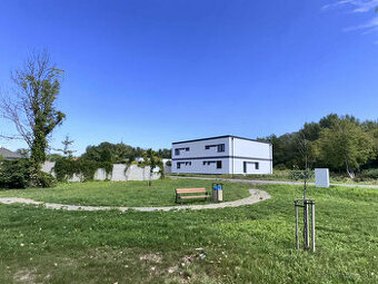 Na predaj 5 izbový rodinný dom v obci Dunajský Klátov s možn