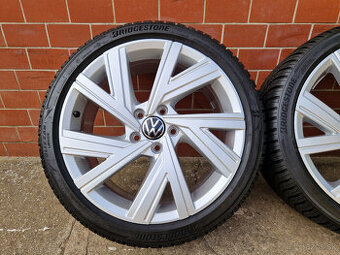 5x112 r18 et51 disky kolesa vw golf 8 zimne 225 40 18 skoda