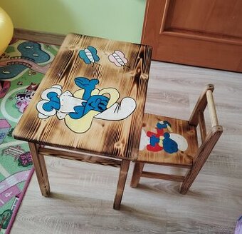 Stôl so stoličkou