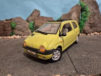 Prodám model 1:18 renault twingo
