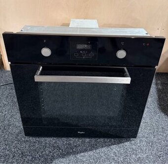 Vstavaná elektrická rúra Whirpool