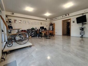 Investícia s obrovským potenciálom, na predaj obchodné p