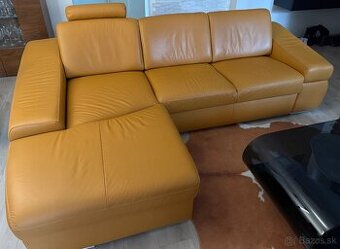 Predám celokožené sedaciu supravu oranžovej farby - 1