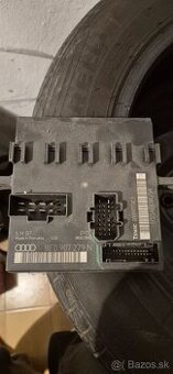 Predám diely z Audi a4 b6/b7 avant(combi)