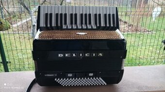 Harmonika-Akordeón.Delícia Carmen, 96basová.Krásna čierna.