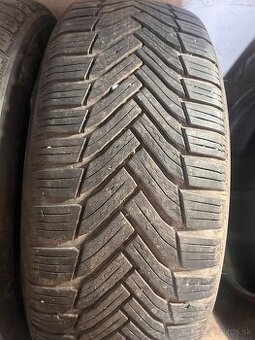 205/60R16 Michelin zimne
