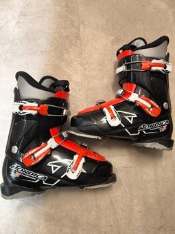 Juniorské lyžiarky Nordica 24