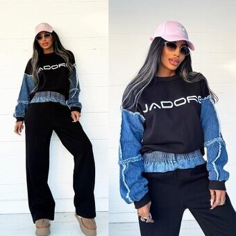 Krasna cierna teplakova suprava s denimom NOVA