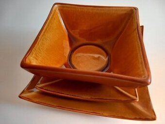 Staršia 3ks servírovacia sada po rodičoch, keramika-kamenina