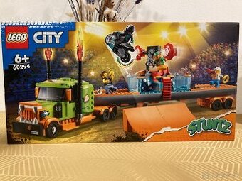 LEGO City 60294 Kaskadérsky kamión